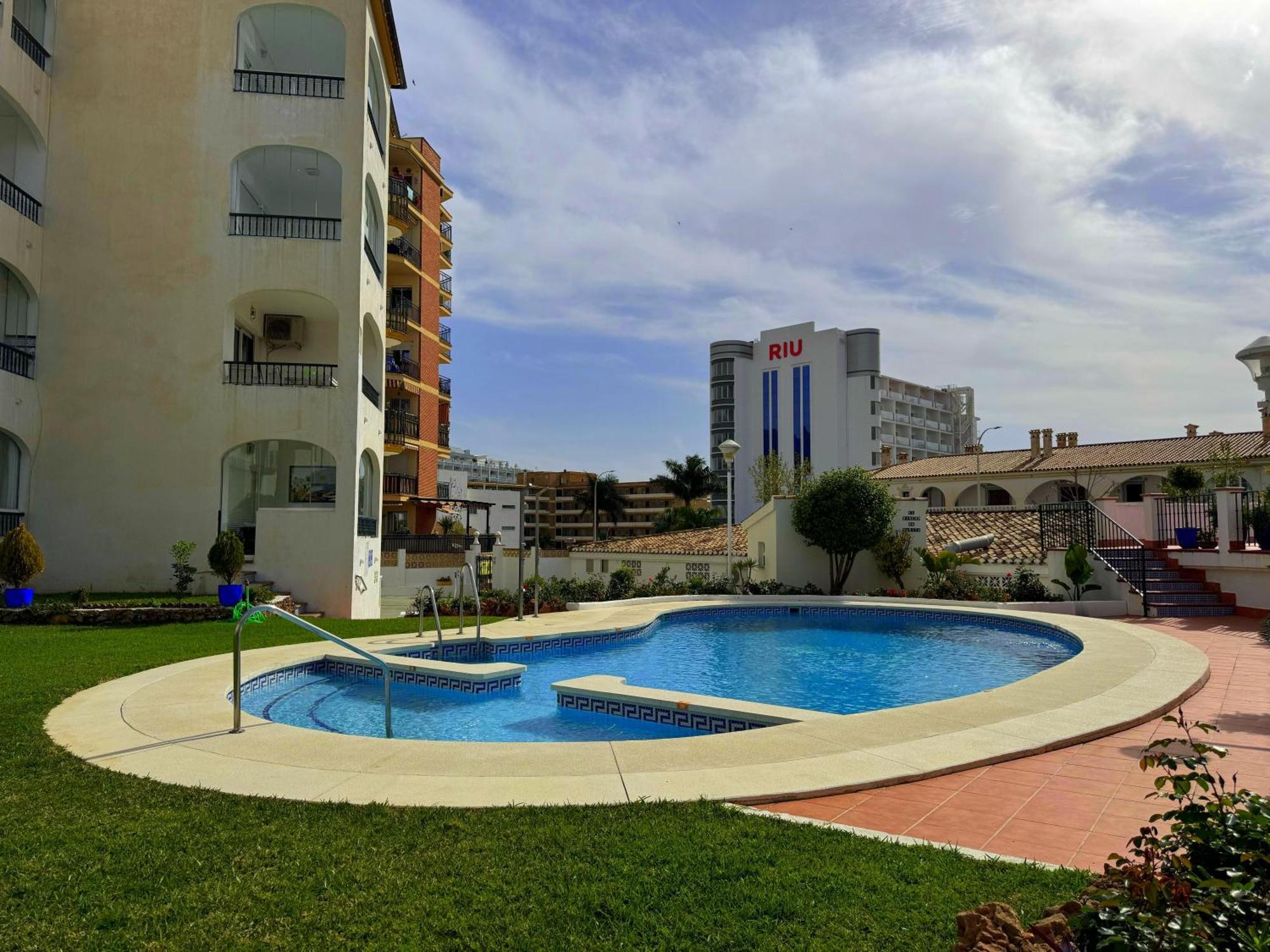 Terraza Y Vistas En Carihuela Erisa 2 A 100 Metros De La Playa Appartement *